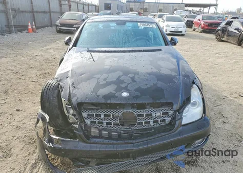 2009 Mercedes-Benz Cls 550 z USA, uszkodzony, nr VIN WDDDJ72X39A151865